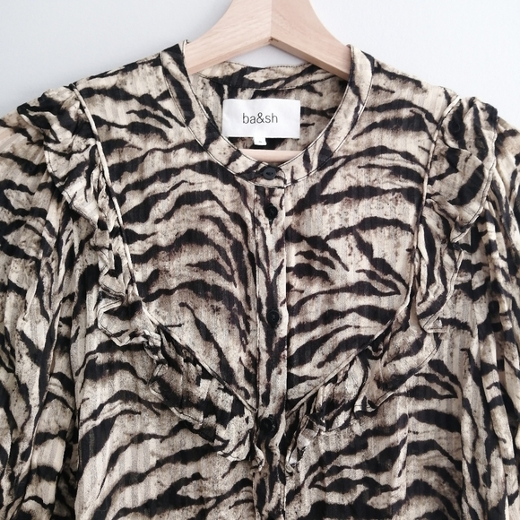 Ba&sh Tiger Print Ruffle Accent Button Up Blouse with Half Sleeves Ba&Sh 0 XS - Picture 7 of 17